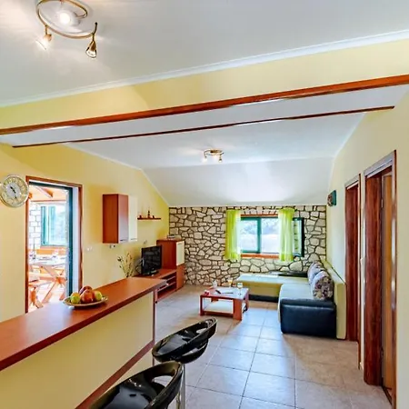 Apartamento Djoni 2 By Guide