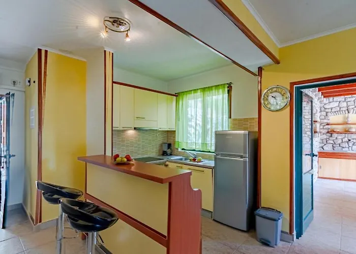 Djoni 2 By Guide * Blato (Korcula)